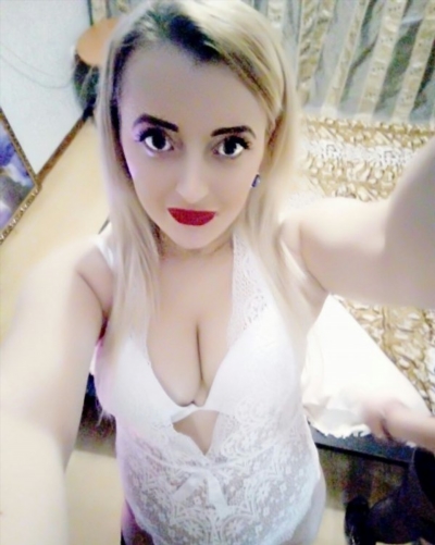 Veslos Escort Girl